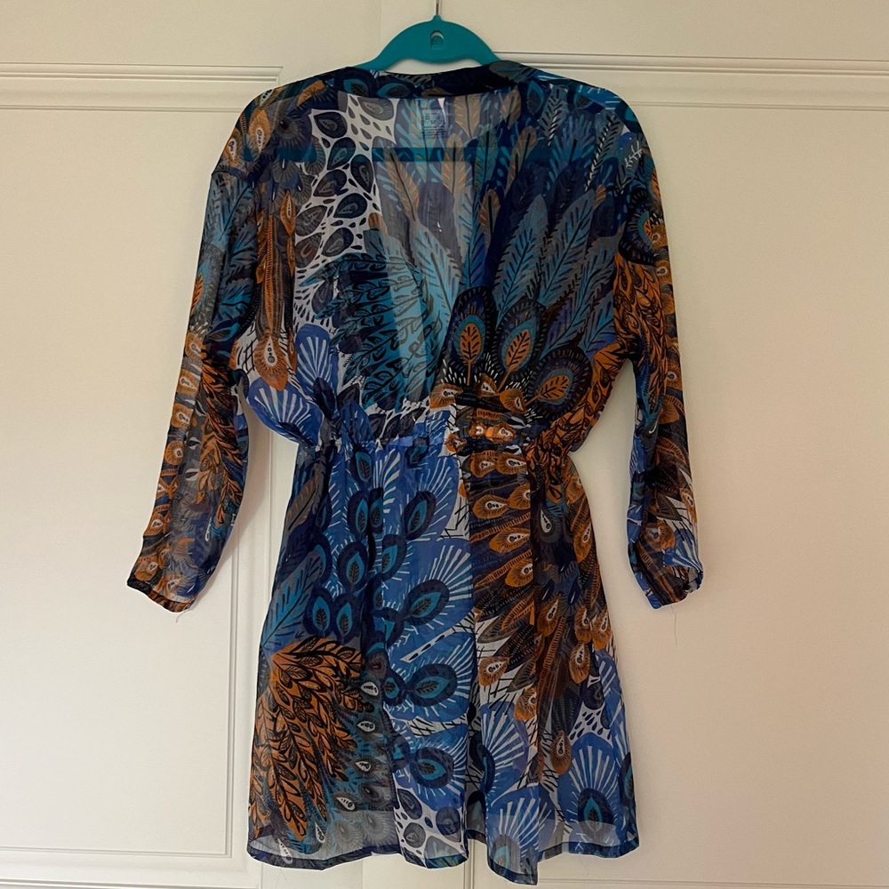 Patterned Swimsuit Coverup - Picture 4 of 5